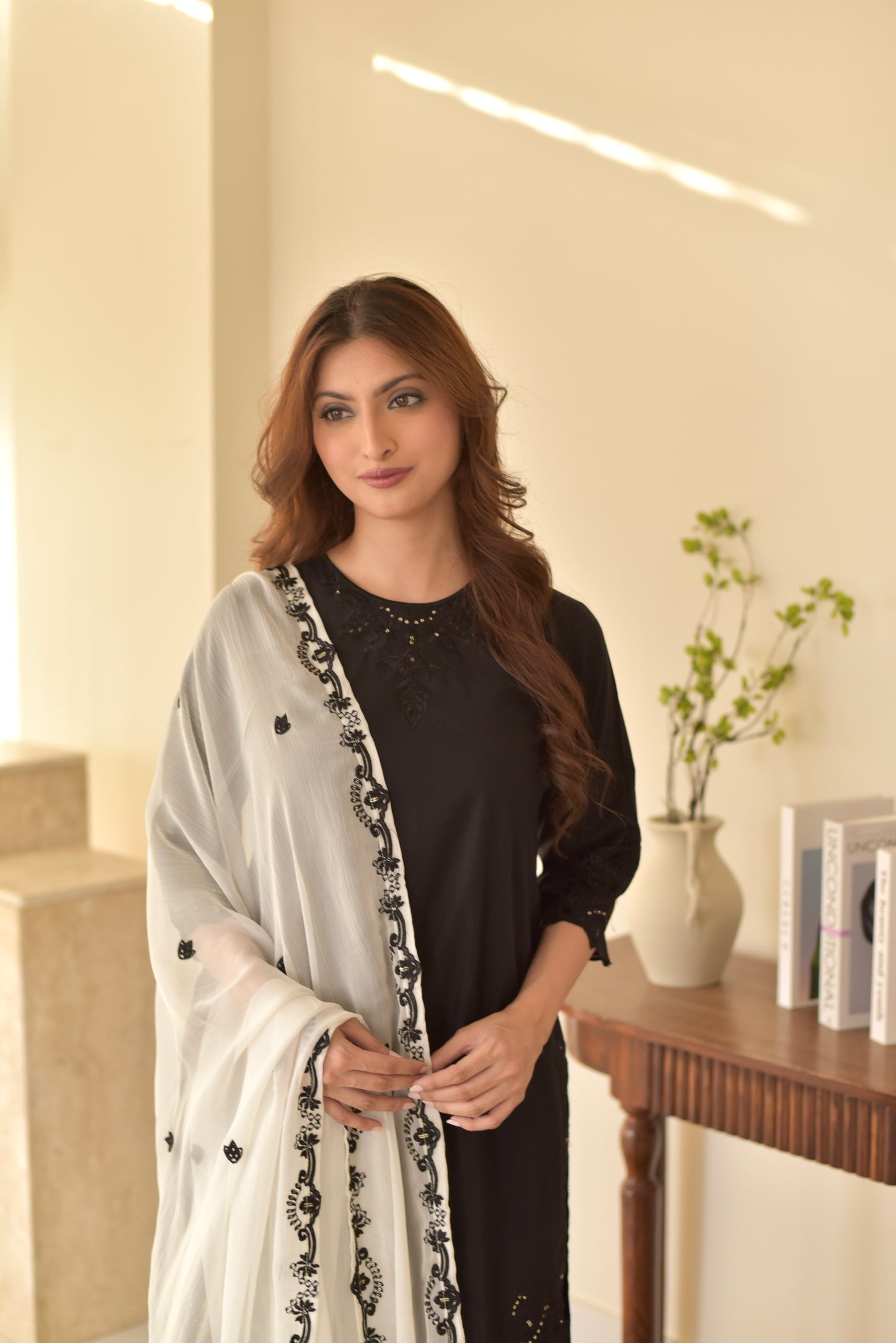 Black Zola Farshi Set