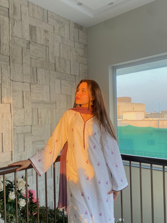 Cotton Candy - Embroidered Chikankari Kurta