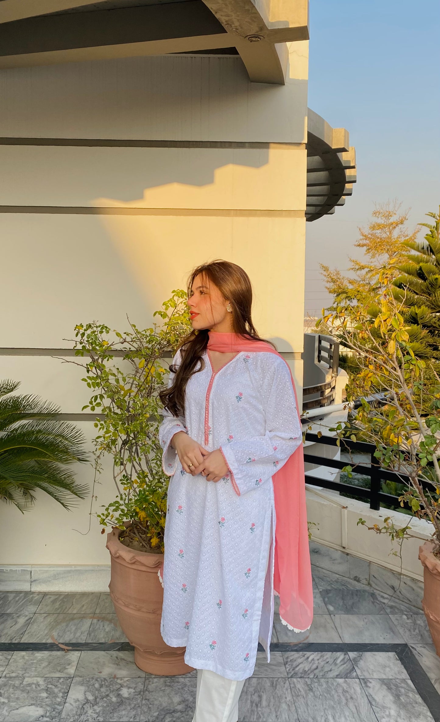 Rosamel White - Embroidered Chikankari Kurta