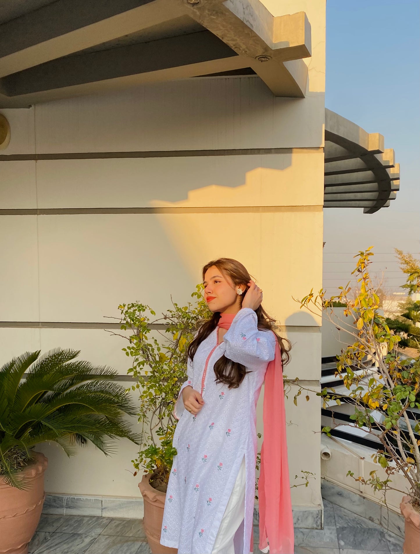 Rosamel White - Embroidered Chikankari Kurta