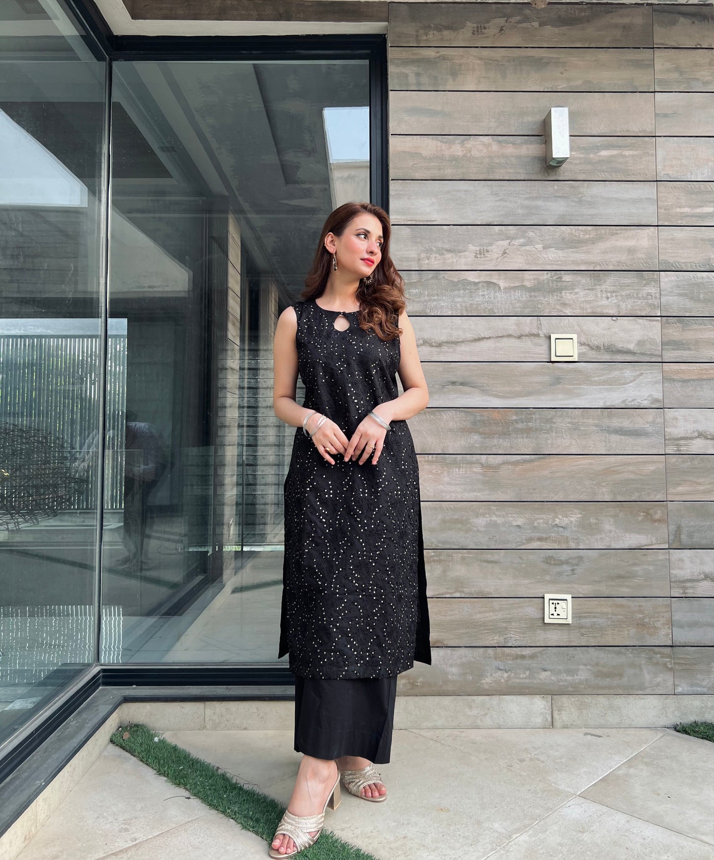 Black Zara