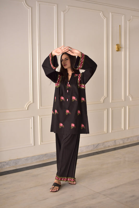 Eyana Set (2 pc)